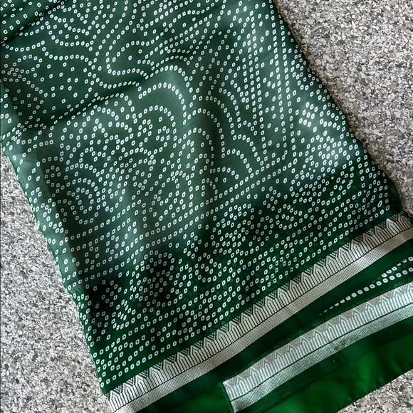 Sari Bhandani style - Picture 4 of 4